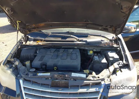 2008 Chrysler Town & Country Limited from USA, damaged, VIN 2A8HR64X88R690013